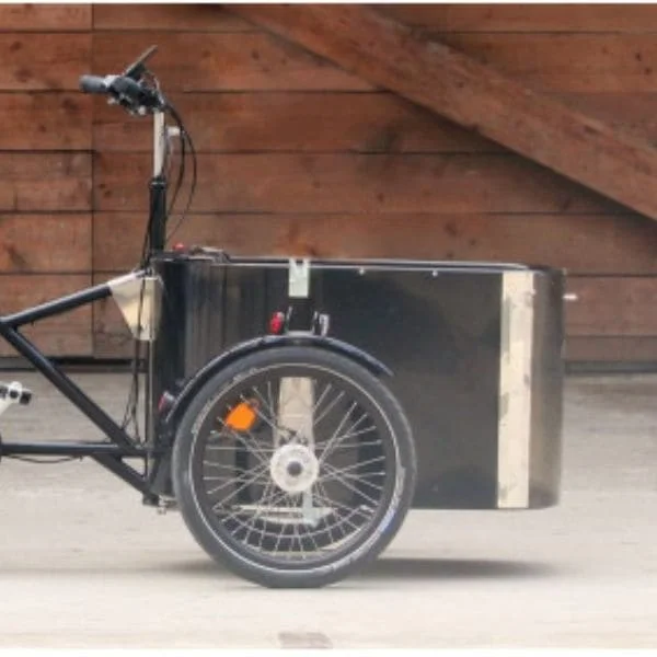 Un vélo cargo électrique grande capacité