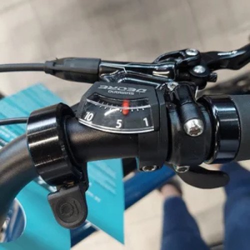 Changement d'une manette de dérailleur