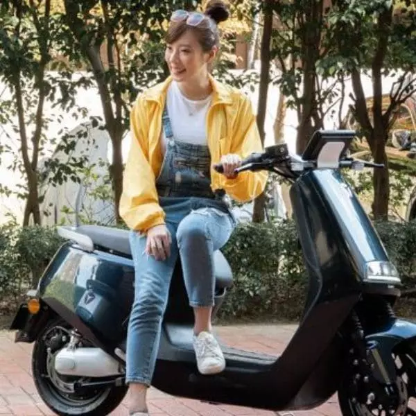 Le G5 Pro est un scooter pratique pour les trajets quotidiens