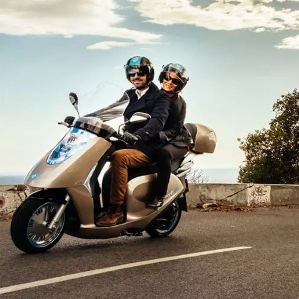 L'Eccity 50 est un scooter électrique confortable