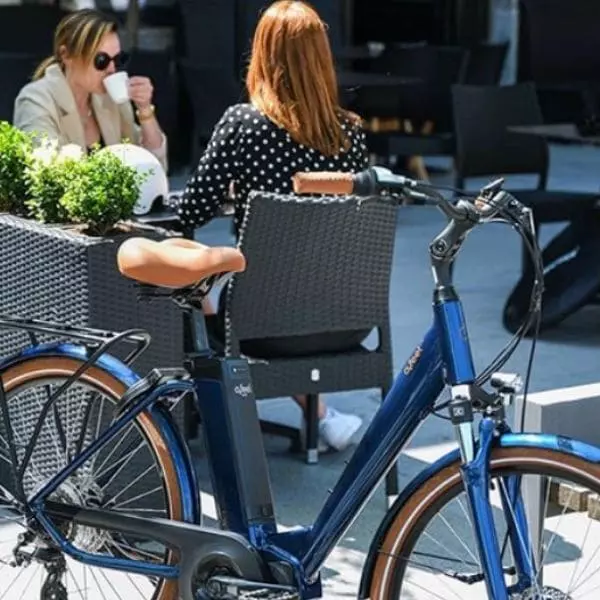 Un vélo électrique urbain adapté au quotidien