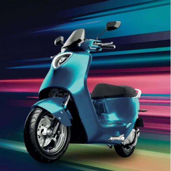 C1S PRO : un scooter à assistance électrique avec permis